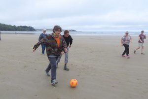 2026 10 12-Jeu-de-ballon-sur-lestran-7